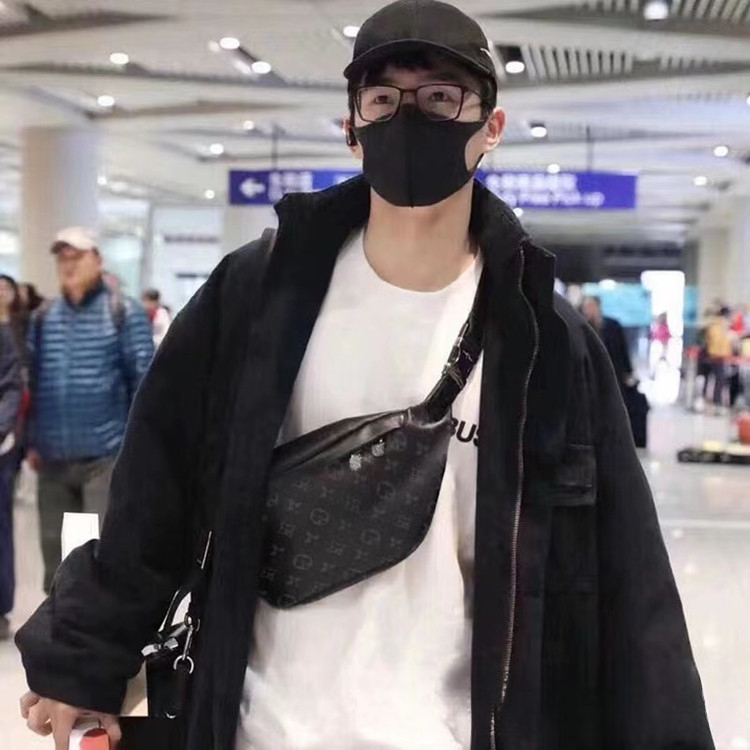 Designer bag, men's chest bag, waist bag, luxury wallet, fashion brand, classic leather crossbody bag, fashionable shoulder bag, checkered men�