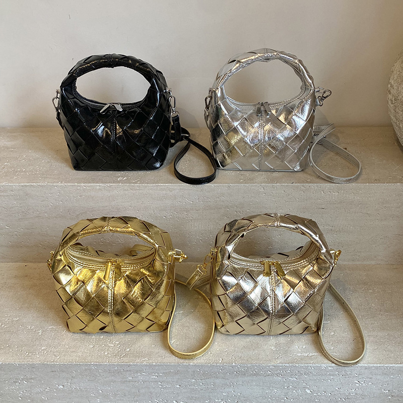 Luxury Brand Designer Bag Niche Style Woven Diamond Handbag For Women 2025 Elegant Versatile Commuting Crossbody Bag