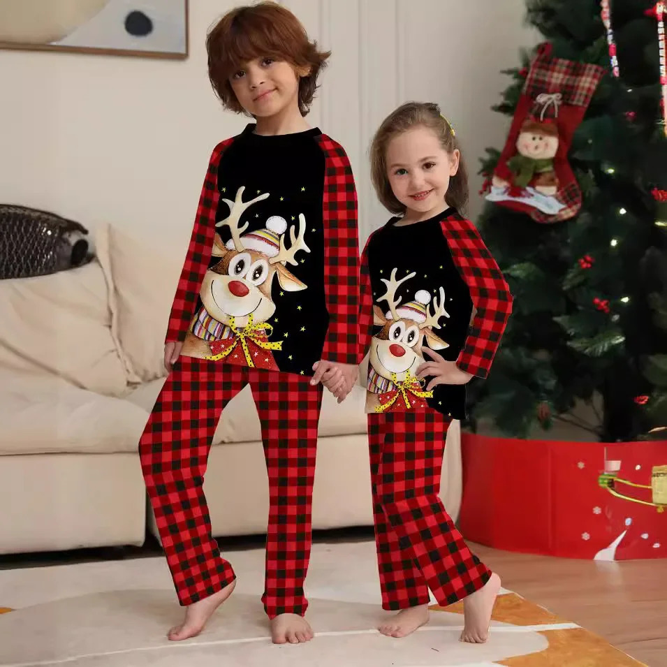 Family Metching Pajamas Christmas Parentchild Outfits Printed Home Wear Pajama Sets Baby Jumpsuits Pet Dog Clothes 251023