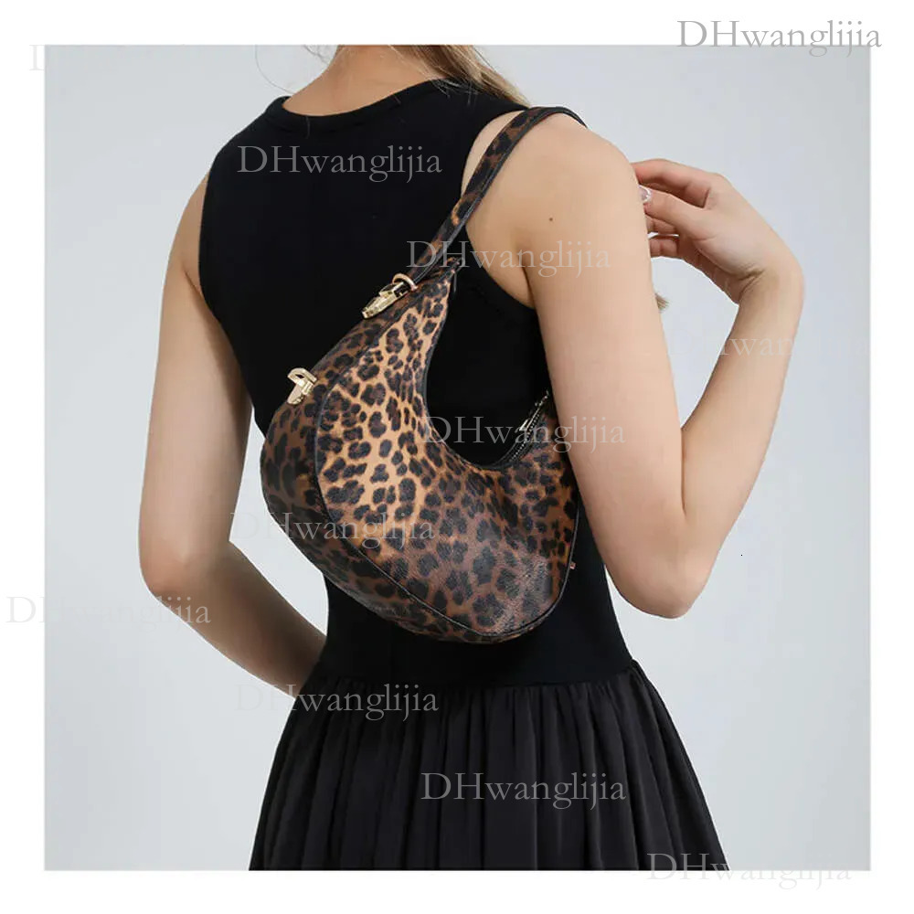 DHGM 2024 New Design Women Zebra Crossbody Bag Shoulder bag Fashion Stylish Elegant Classic design Natural Minimalist style c6a3