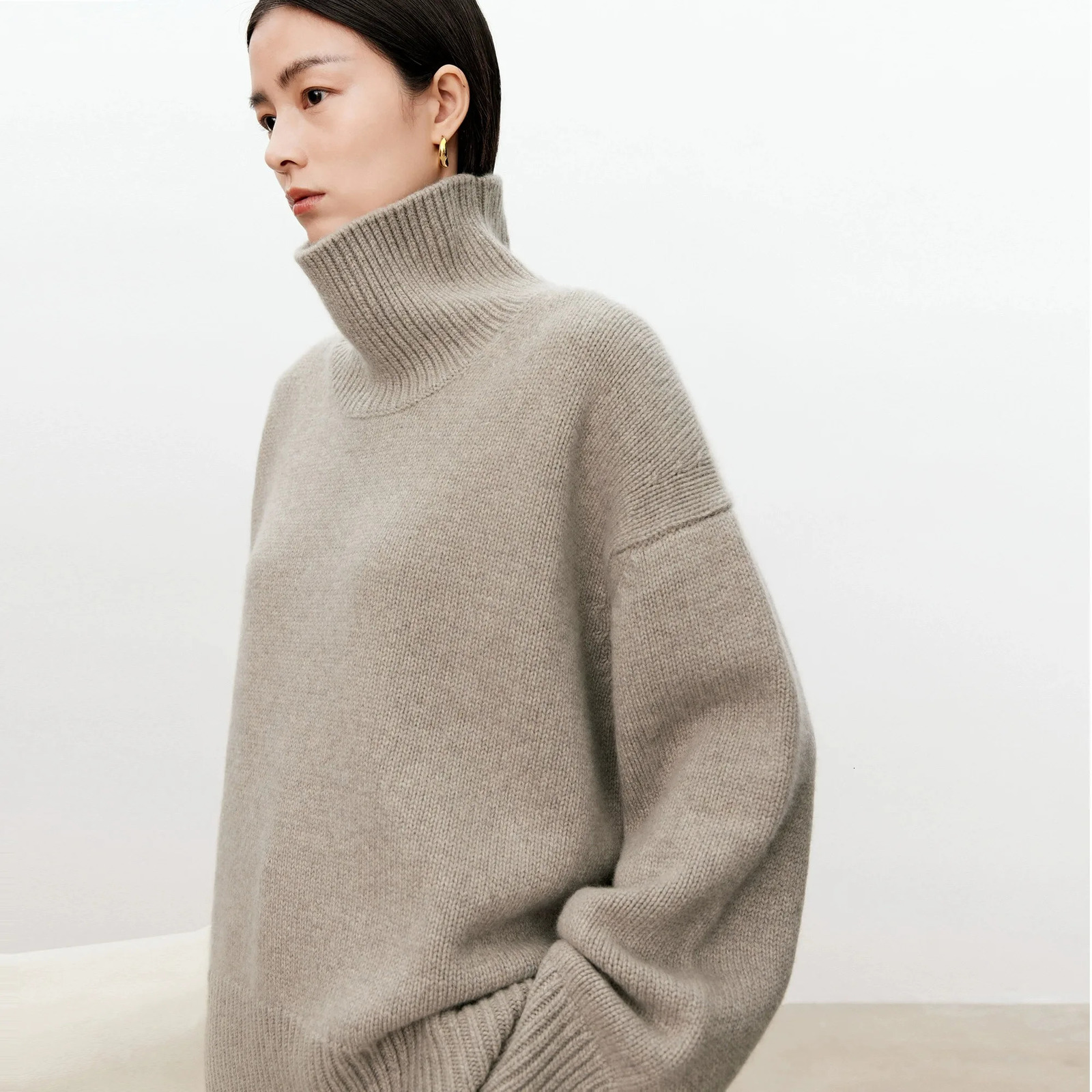 Turtleneck pure cashmere sweater female loose and thick languid lazy wind pullover sweater knitting base WOOL sweater 251023