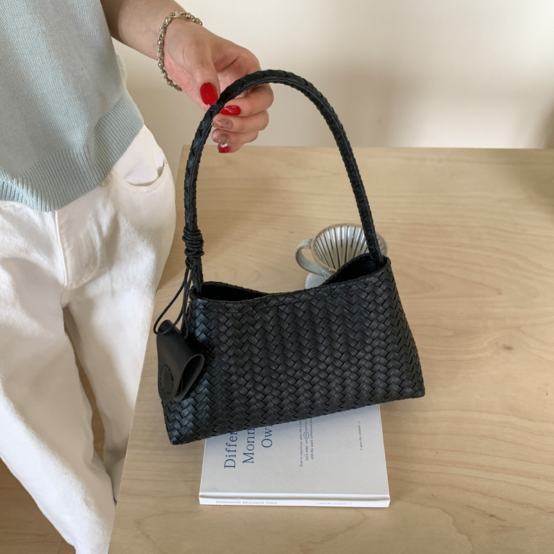 Luxury Brand Designer Bag High-Quality Textured Light Luxury Woven Pattern Underarm Bag For Women 2025 New Baguette Bag Casual Commuter Shoulder Handb