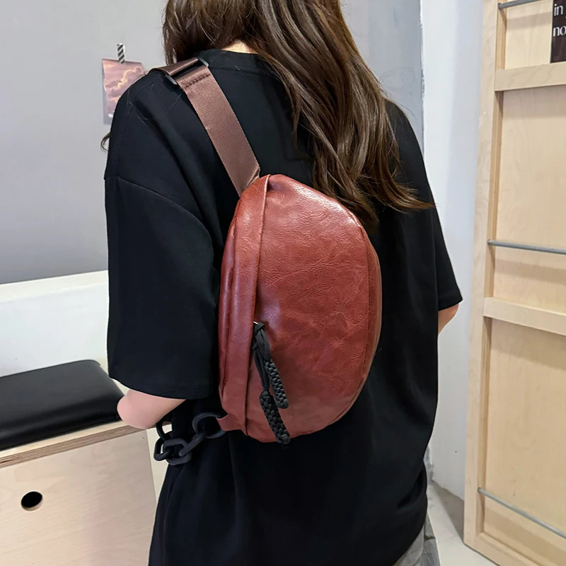 Trend Soft Leather Crossbody Chest Bag Woman Summer Waist Bag Leisure Ladies Chest Pack Shoulder Bags Phone Pack 251023