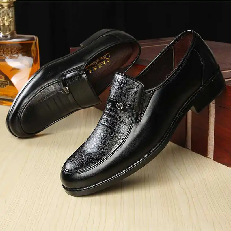 Mens plus size business Shoes Work dress leather shoes Autumn round toe anti slip footwear Fashion comfort male Loafers Zapatos 251023