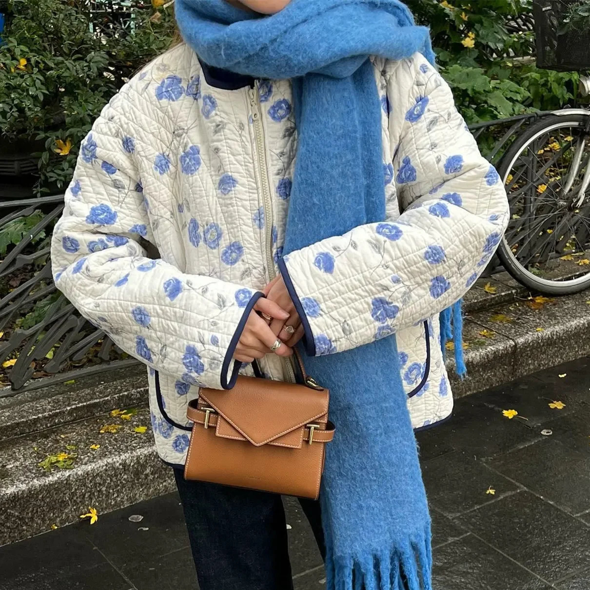 Women Vintage Cropped Puffer Jacket Boho Floral Print Quilted Coat Winter Long Sleeve Lightweight Padded Cardigan Tops 251020