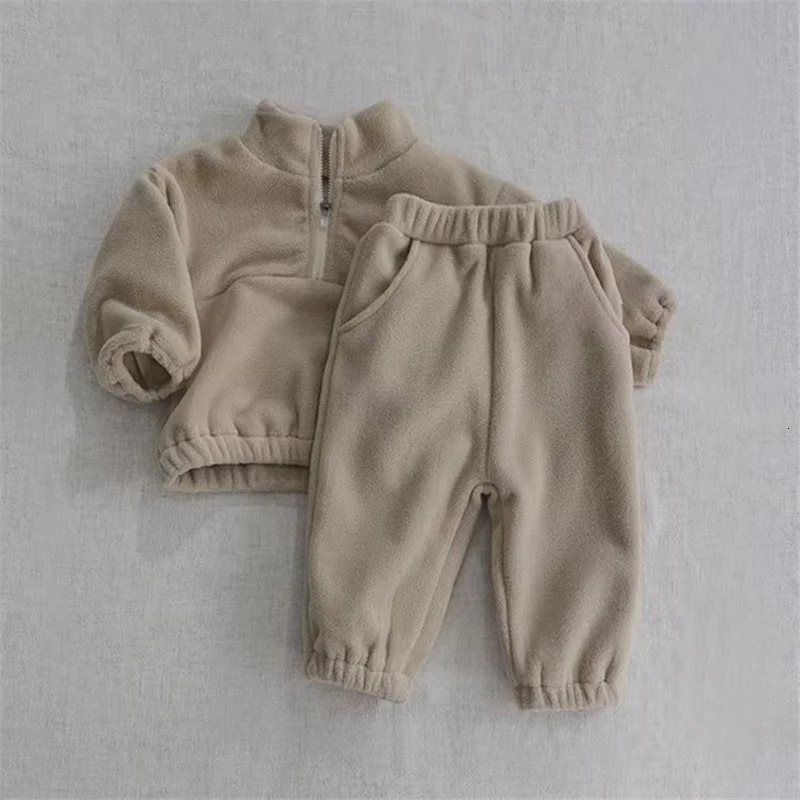 Kids Fleece Warm Set Winter Plus Velvet Outfits Long Sleeved Pullover TopsPants 2Pcs Autumn Childrens Casual Clothing Suits 251023