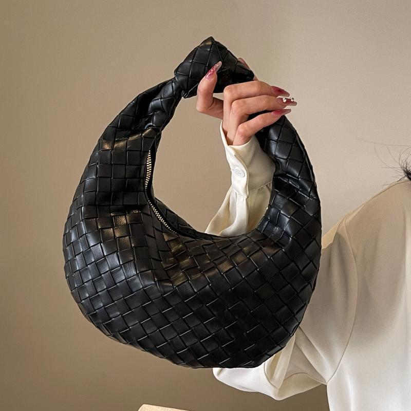 Luxury Brand Designer Bag Lazy Style Handheld Dumpling Bag For Women 2024 New Niche Design Handbag Textured Crossbody Bag Korean Style Bag