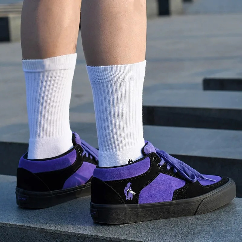 Goluck Purple Skateboarding Shoes for Men Athletic Sneaker Mid Top Antislip Casual Soft Leather Laceup Breathable Tennis 251023