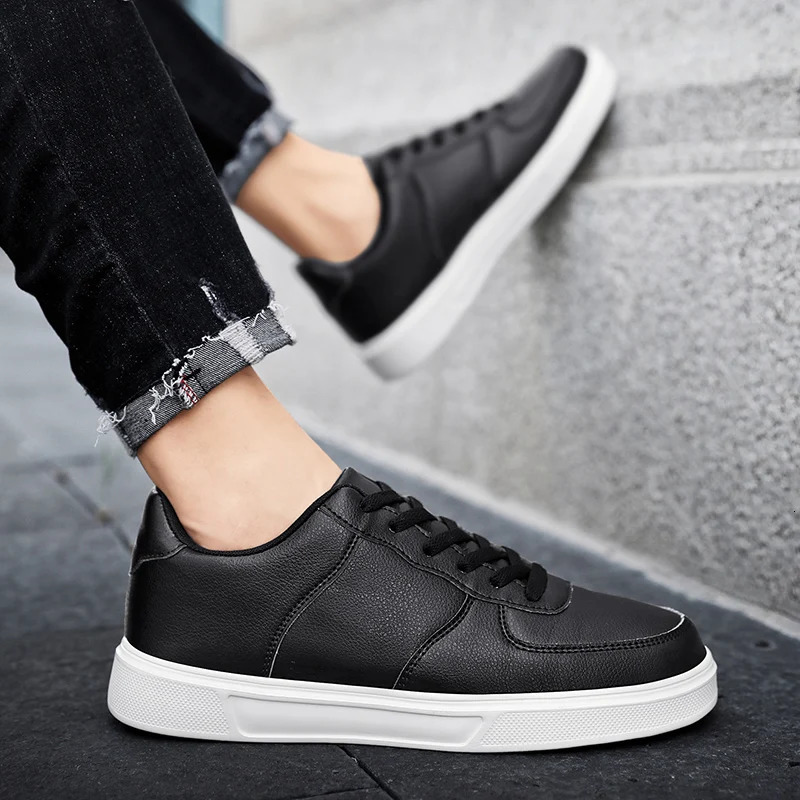 Classic White Sneakers for Men Women Comfort Leather Sneakers Skateboarding Sports Shoes Big Size 47 Men Trainers Basket Homme 251023