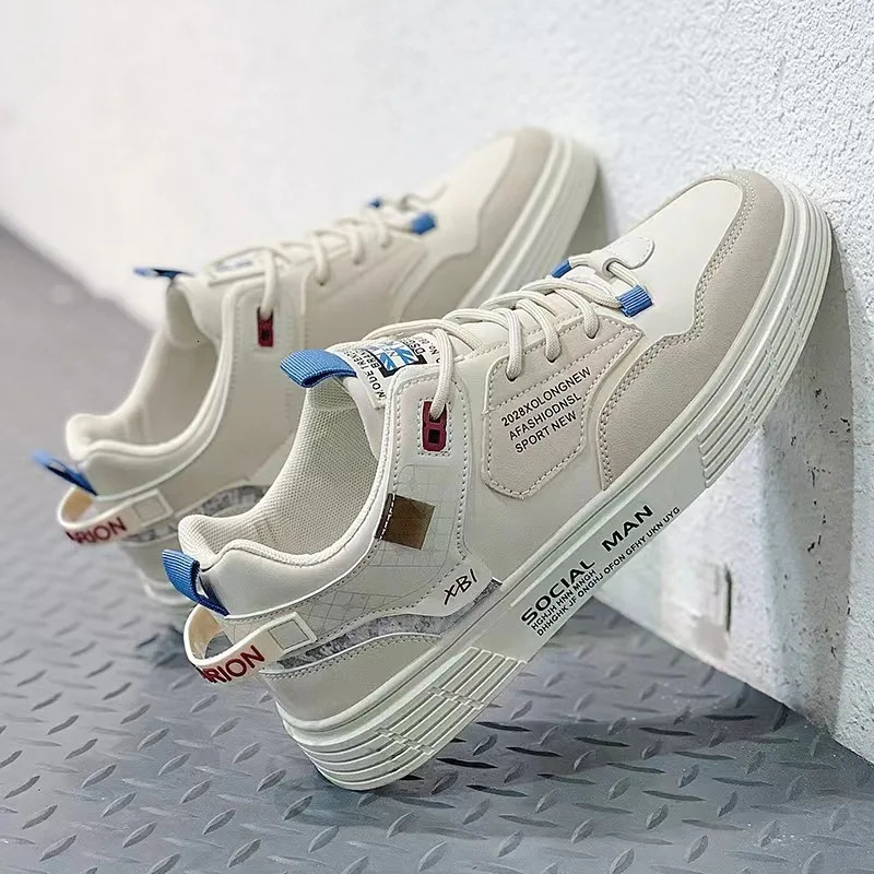 Mens Casual Sneakers Skateboarding Shoes Lightweight Walking Shoes Flat LaceUp Sneakers Male Travel Tenis Masculino Plus Size 251023
