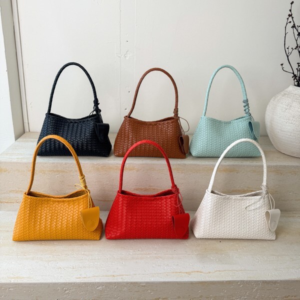 Luxury Brand Designer Bag High-Quality Textured Light Luxury Woven Pattern Underarm Bag For Women 2025 New Baguette Bag Casual Commuter Shoulder Handb