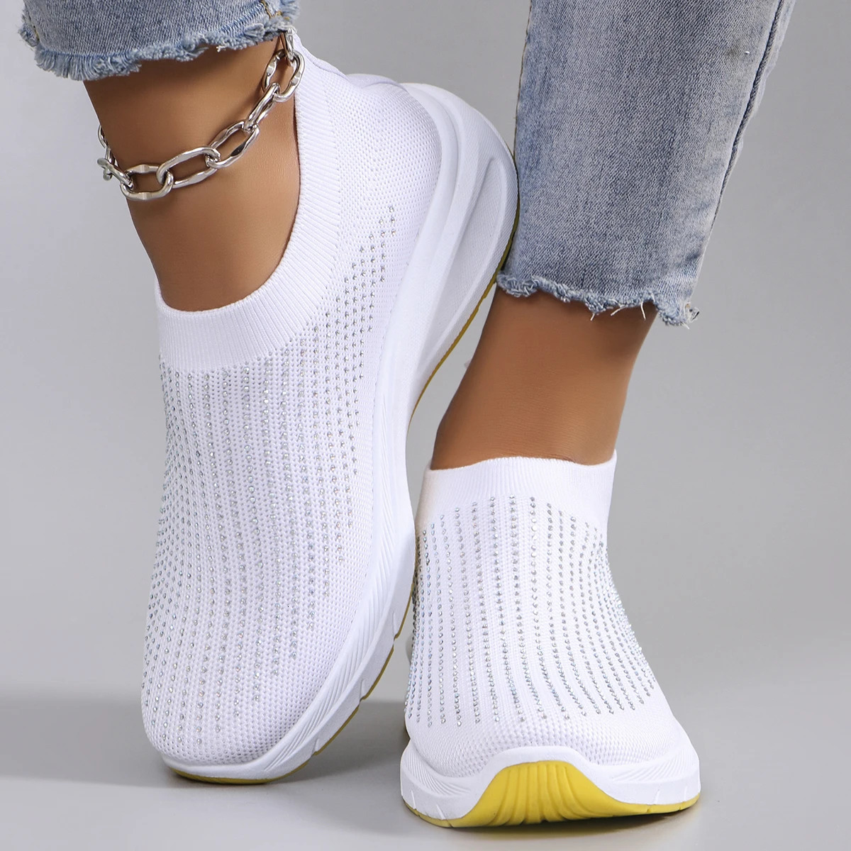 Spring womens sports shoes fashionable breathable lightweight nonslip wearresistant casual sports shoes flat shoes 251023