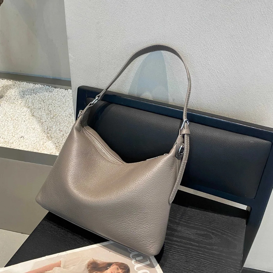 2025 FullGrain Leather Crossbody Bag for Women Slim Purse with Zip Pockets Versatile DaytoNight 251018