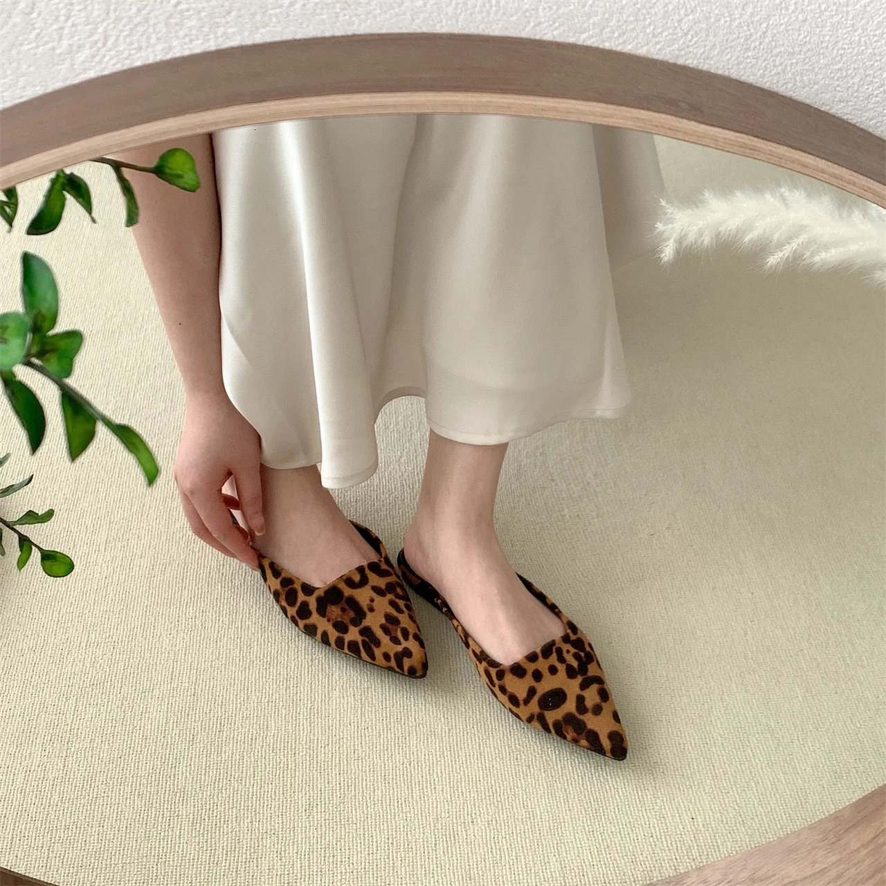 Women Slippers Pointed Toe Leopard Shallow Slip on Thin Low Heels Black Flock Casual Mules Loafers Black Outdoor 251023