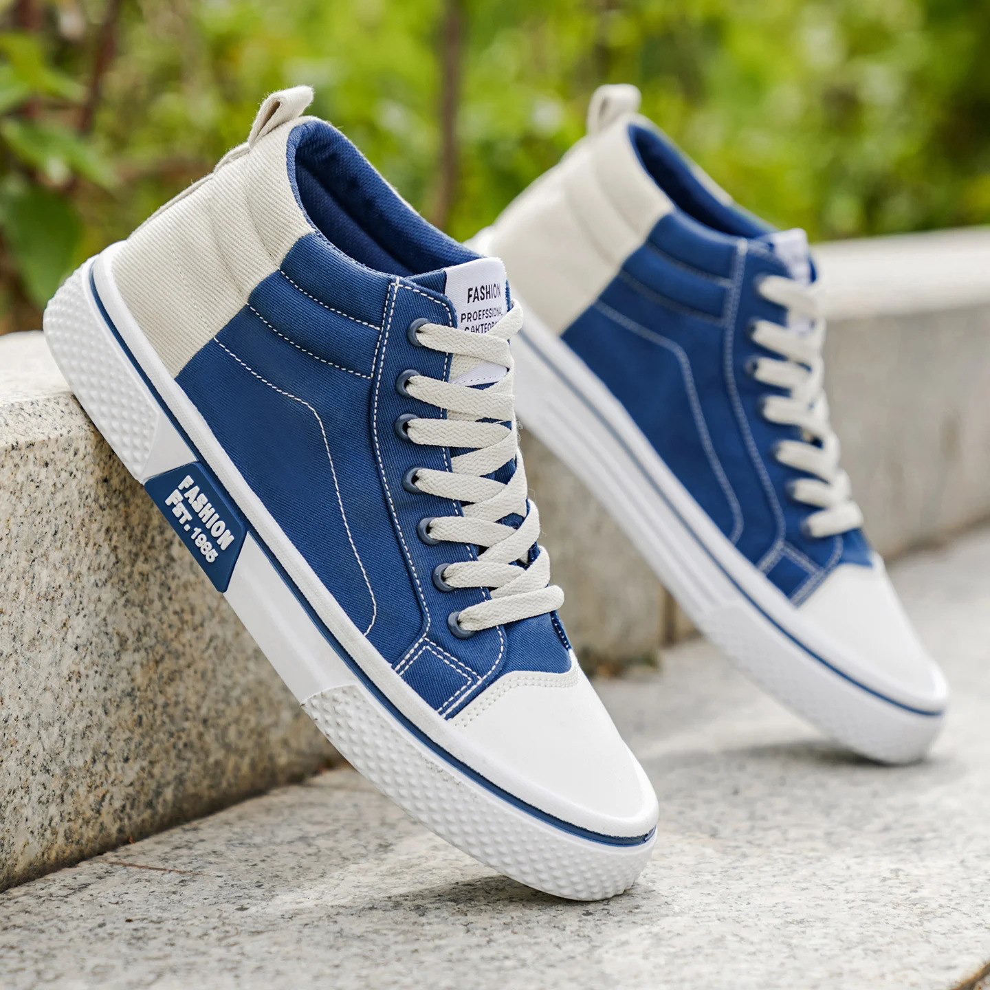 Mens canvas shoes fashionable and trendy midtop comfortable suitable for outdoor hiking lightweight blue and beige vers 251023