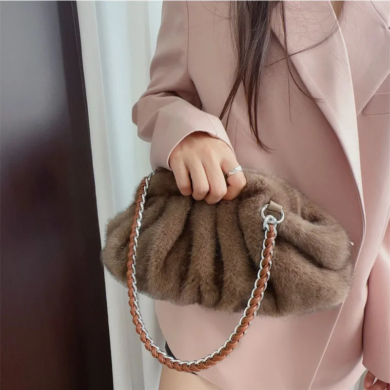 Womens Fur Handbag Bag Imitation Mink Fur Cloud Bag Plush Handbag 251023