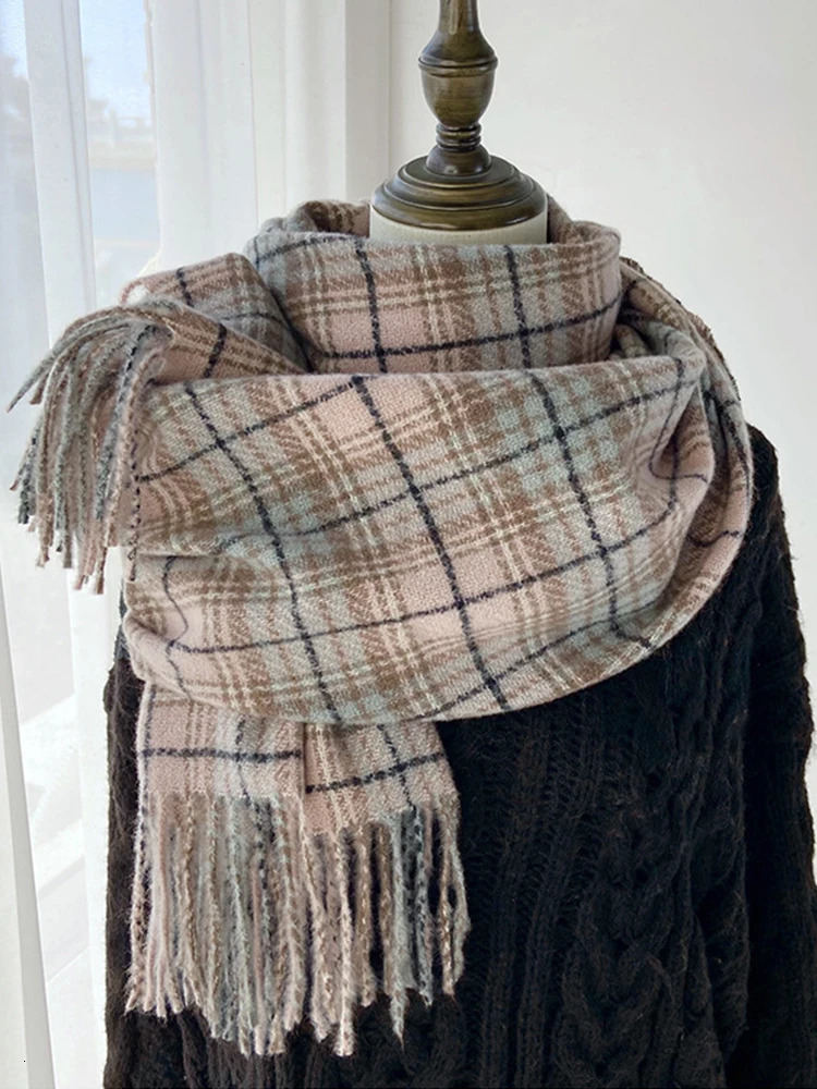 Winter Women Knitted Scarf Headscarf Lady Men Casual Red Green Plaid Tassel Scarve Mujer Male Foulard Wrap Shawl Christmas 251024