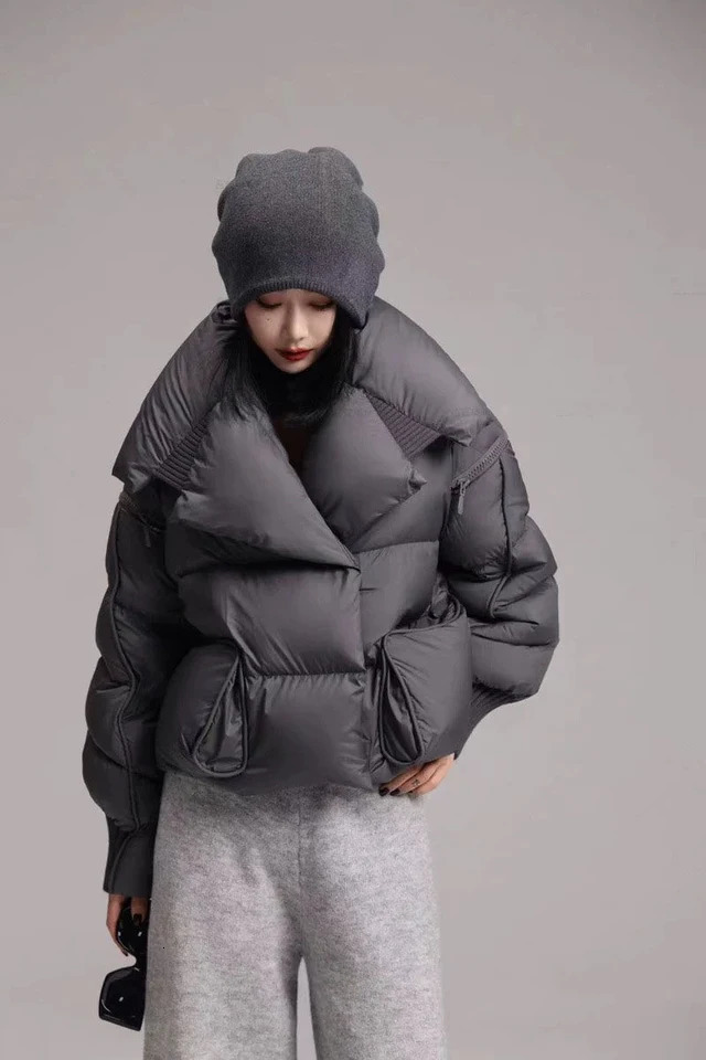 Winter White Duck Down Short Parka Spliced Fashion Womens Knitted Big Collar Puffer Jacket Stylish and Thick Loose Coat 251017
