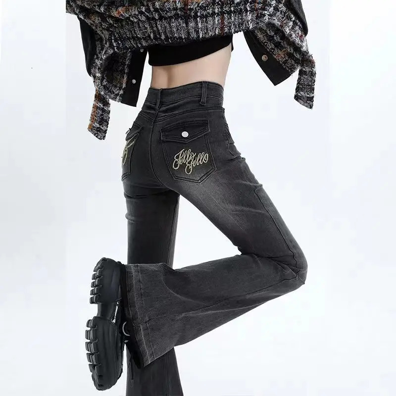 American High Street Spicy Girls Low Waist Jeans Women Autumn Vintage Y2k Sense Slim Fit Straight Tube Micro Flare Pants 251023