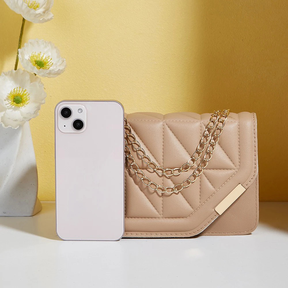 Trendy Embroidered Square Bag Diamond Pattern Shoulder Purse with Chain Strap Magnetic Clre 251018