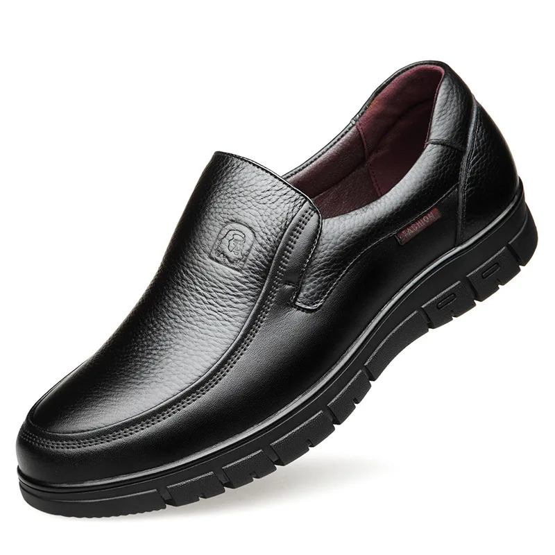 Summer Men Leather Shoes soft soled Casual Flat Shoes Outdoor Walking shoes Comfort fashion soft leather shoes Loafers 251023