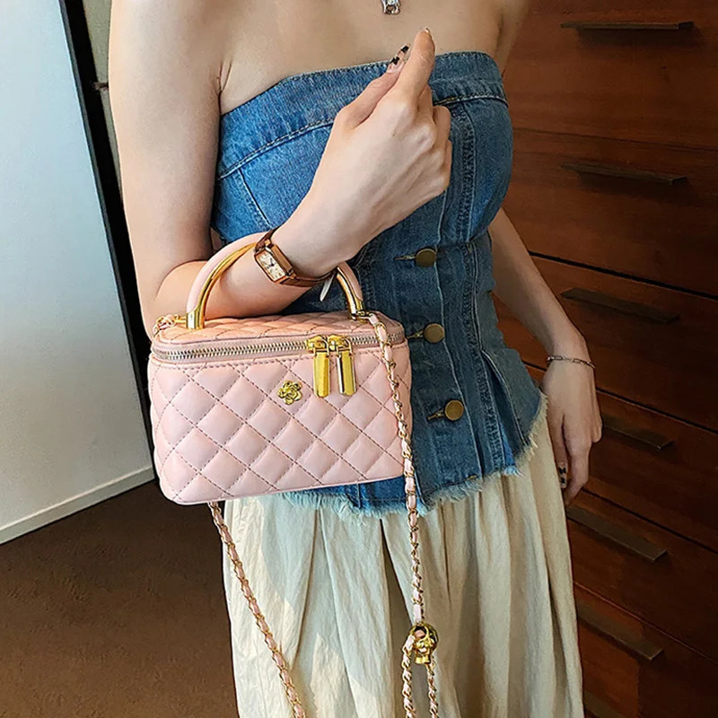 Quilted Shoulder Bag for Women PU Leather British Style Handbag Ladies Chain Crossbody Bags Female Small Square Pocket 251018