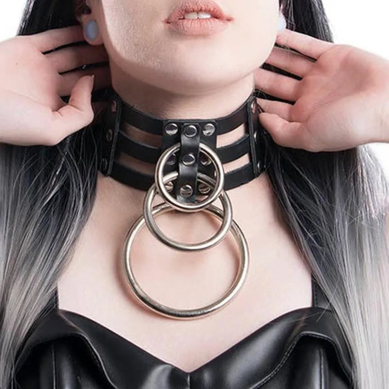 UYEE Metal Spike Choker Necklace for Women PU Leather Collar Round Pendant Harajuku Punk Rock Statement Jewelry Goth Accessories 251023