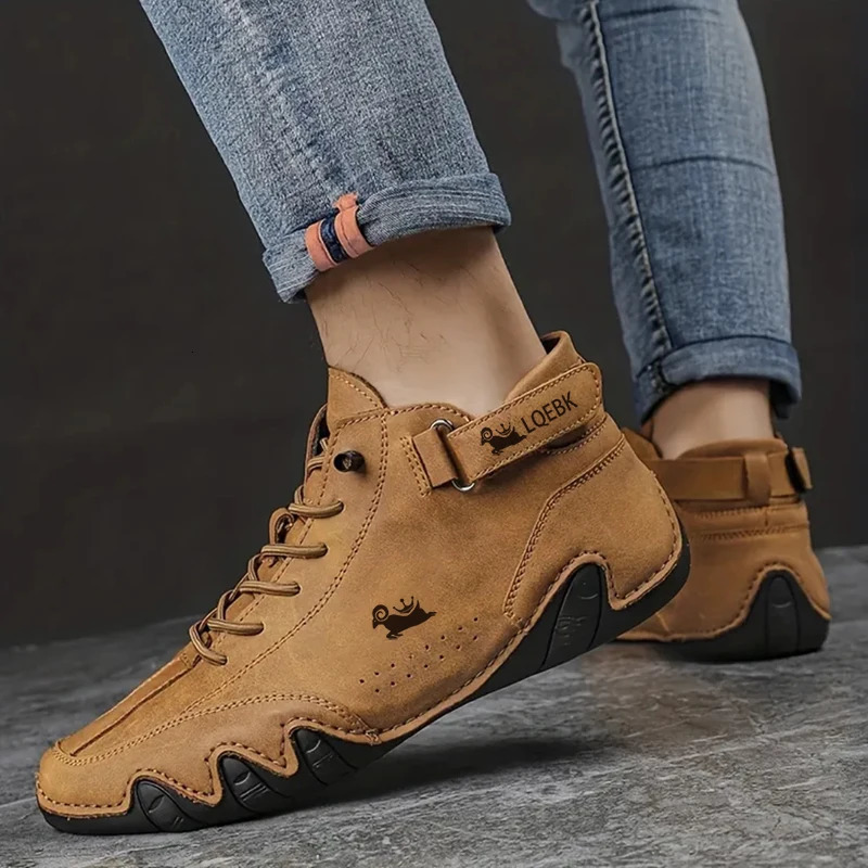Sneakers for Men Fashion Outdoor Walking Loafers Shoes Comfortable Ankle Boots Man Shoes In Casual Leather Shoes 251023