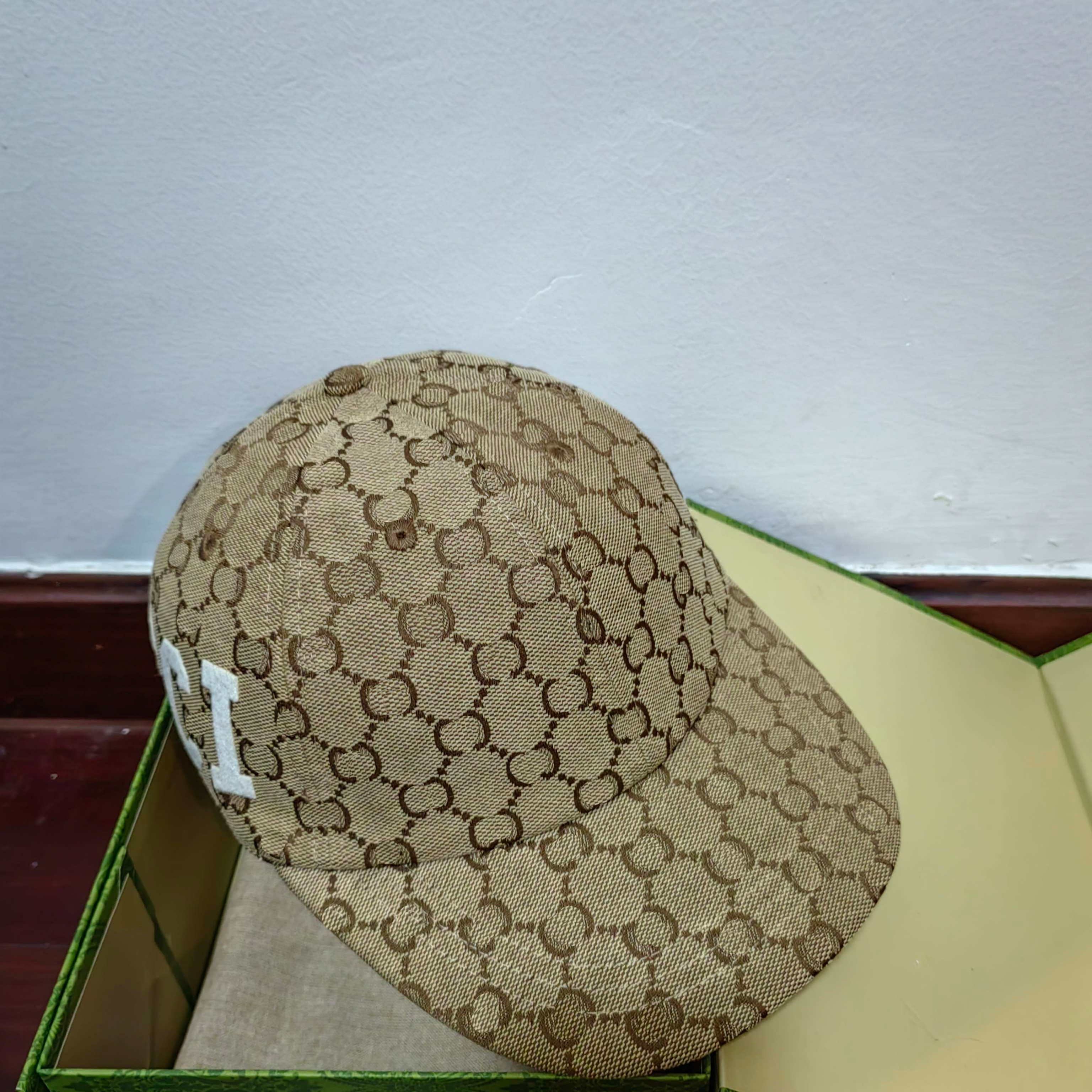 Luxury Designer Unisex Baseball Cap Fashion Cotton Polo Embroidery Casual Caps Soft Breathable Golf Sun Cap Soft-Touch Twill for a Clean E7