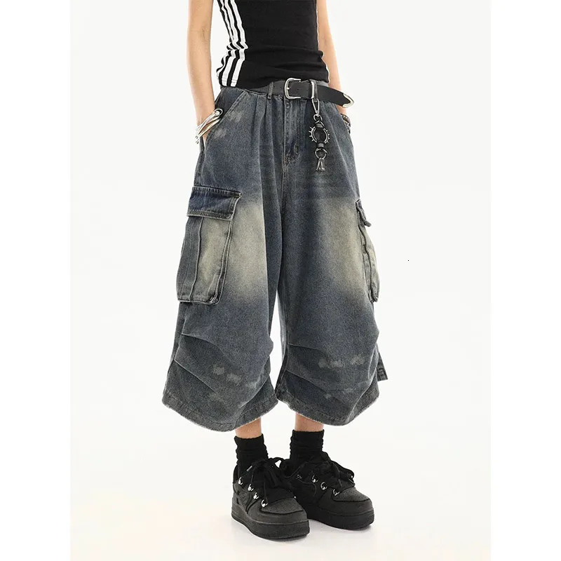 American Style Women Vintage Washed Workwear Denim Shorts with Multiple Pockets Pleated Loose Drapey SevenFoot Pants 251023