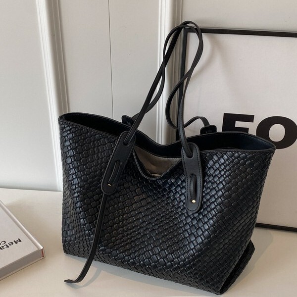Luxury Brand Designer Bag 2025 Spring Summer New Large Capacity Woven Bag For Women Versatile Shoulder Underarm Bag Korean Style Handheld Tote Bag