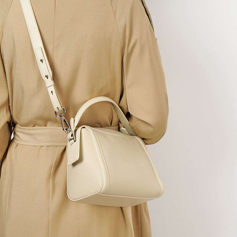 Luxury bag Top Layer Niche Cowhide Texture Simple New Style Single Shoulder Crossbody Boston Bag Design Genuine Leather