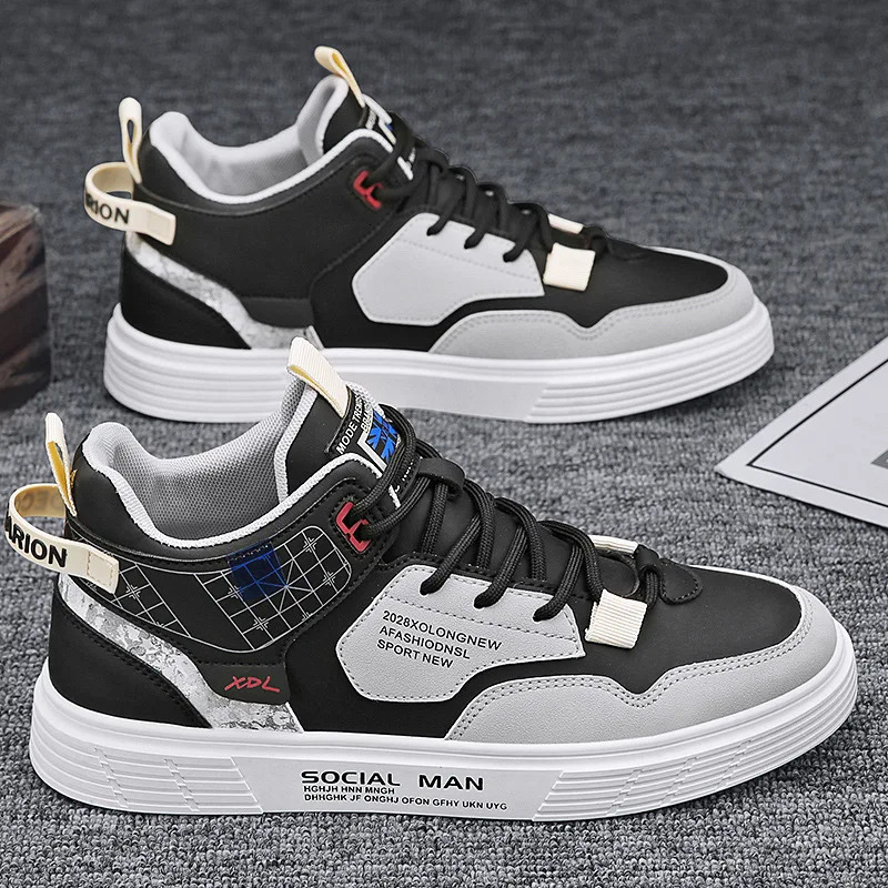 Mens Casual Sneakers Skateboarding Shoes Lightweight Walking Shoes Flat LaceUp Sneakers Male Travel Tenis Masculino Plus Size 251023