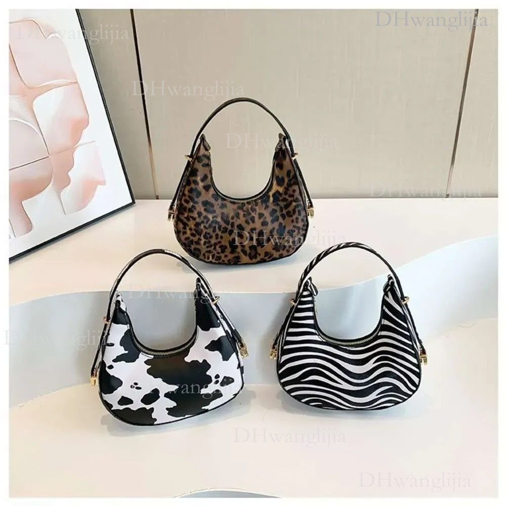 DHGM 2024 New Design Women Zebra Crossbody Bag Shoulder bag Fashion Stylish Elegant Classic design Natural Minimalist style c6a3