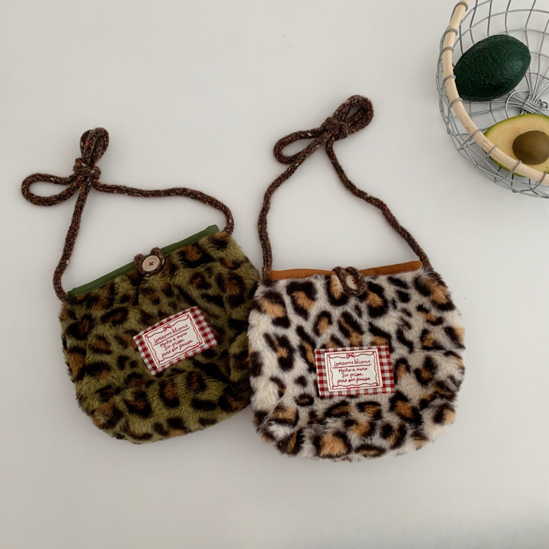 New Korean children's fashion letter designer logo leopard print shoulder bag autumn and winter girl baby concave cat step plush crossbody bag