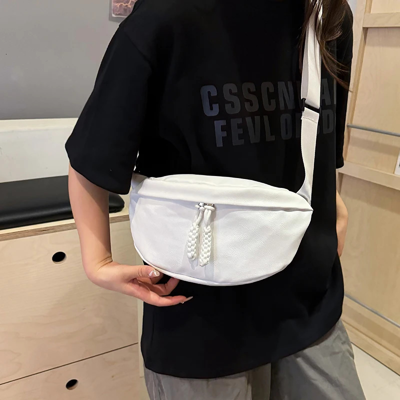 Trend Soft Leather Crossbody Chest Bag Woman Summer Waist Bag Leisure Ladies Chest Pack Shoulder Bags Phone Pack 251023