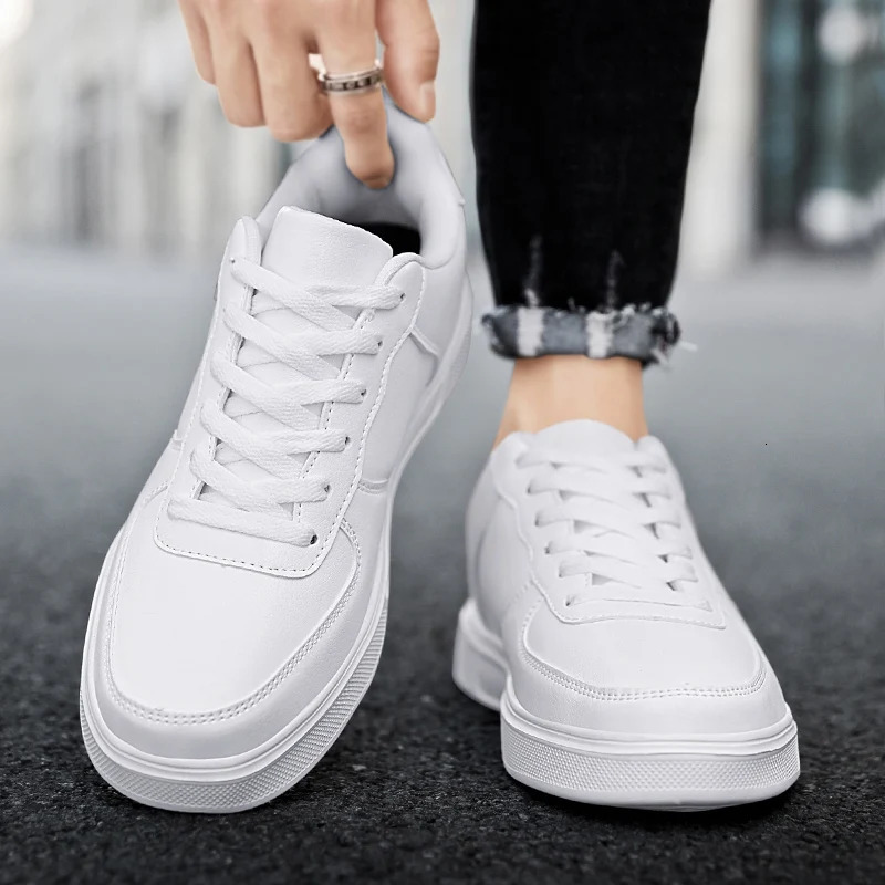 Classic White Sneakers for Men Women Comfort Leather Sneakers Skateboarding Sports Shoes Big Size 47 Men Trainers Basket Homme 251023