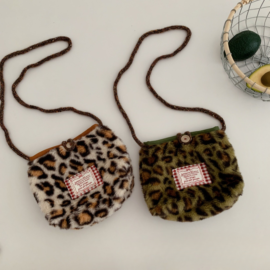 New Korean children's fashion letter designer logo leopard print shoulder bag autumn and winter girl baby concave cat step plush crossbody bag