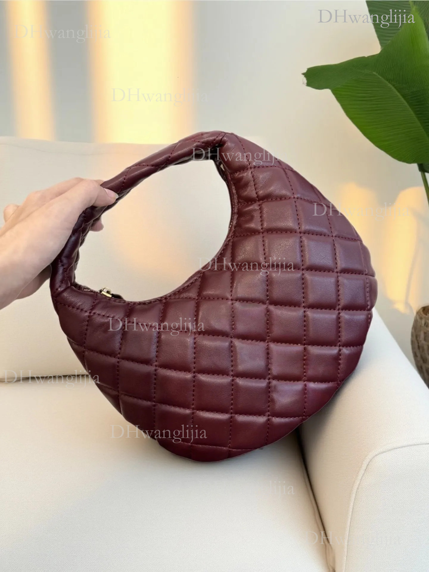 DHGM bag Crossbody Purse Designer 2025 Stylish Women's Casual Multi-Functional Shoulder with Free Shipping Fashion Bag dh4300051