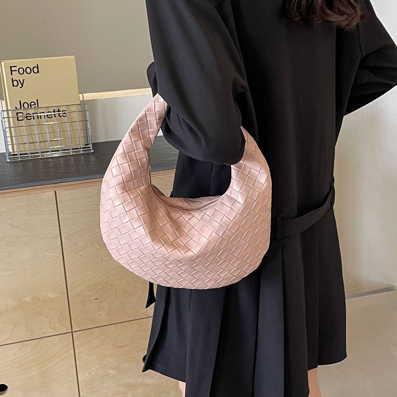 Luxury Brand Designer Bag Lazy Style Handheld Dumpling Bag For Women 2024 New Niche Design Handbag Textured Crossbody Bag Korean Style Bag
