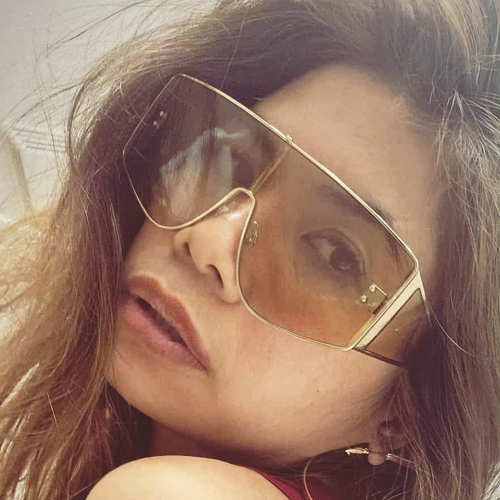 Designer Sunglasses For Women Men Sunglasses Oversized Sunglasses Fashion Classic Polarized Sunglasses Luxury Goggle Pilot PC Frame Oversized UV400 Ey