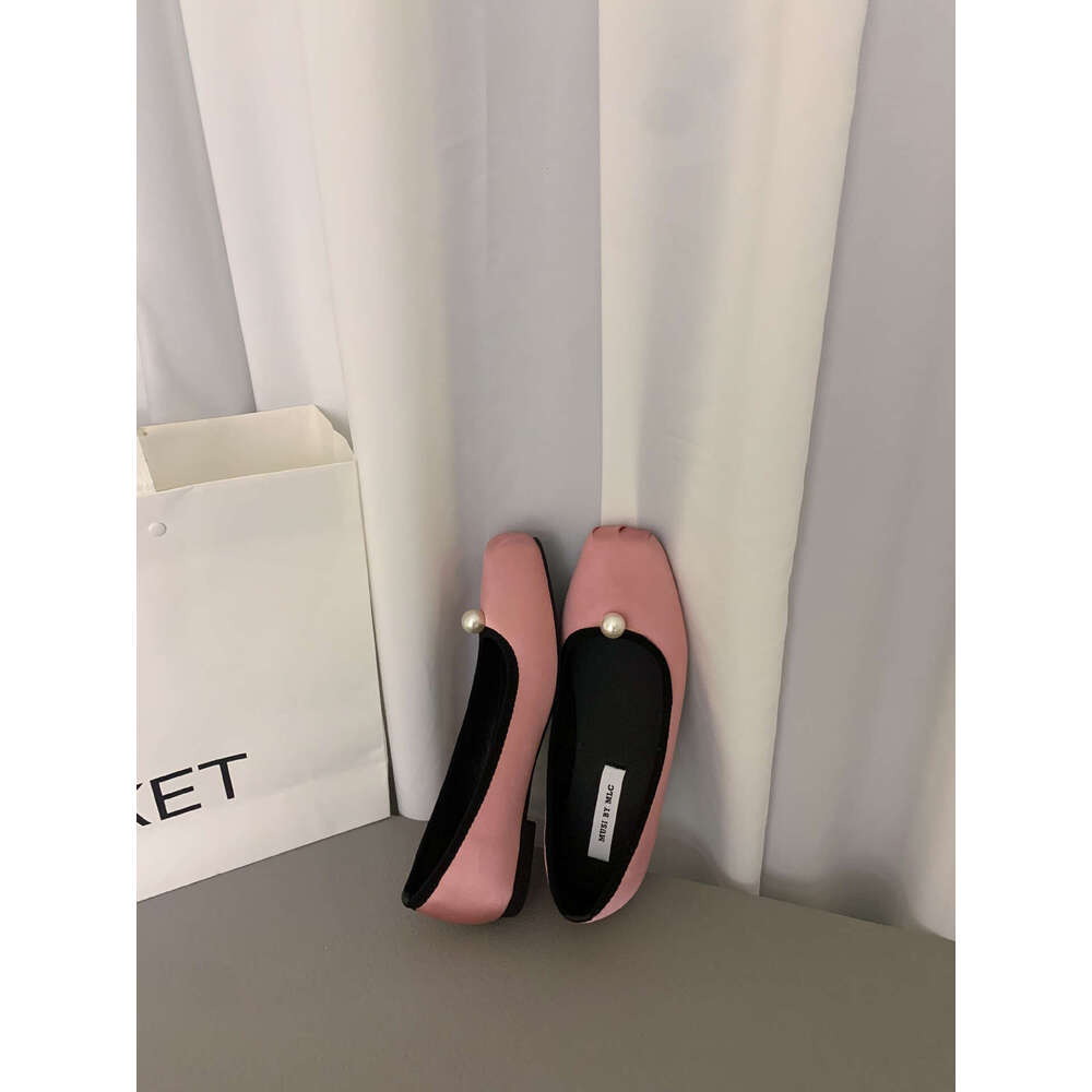 Square Toe Satin Surface Shallow Mouth Single Grandma Women Ballet 2025 Designer Shoe Autumn New Elegant Flat Shoes