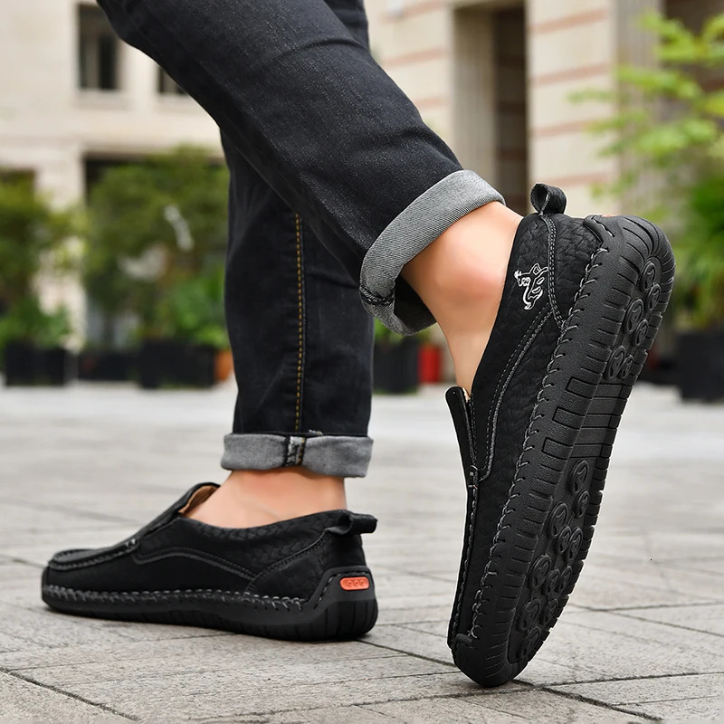 Mens Flat Casual Shoes Handmade Leather Men Loafers Outdoor Men Shoes Breathable Men Moccasins Mens Sneakers Driving Shoes 251023
