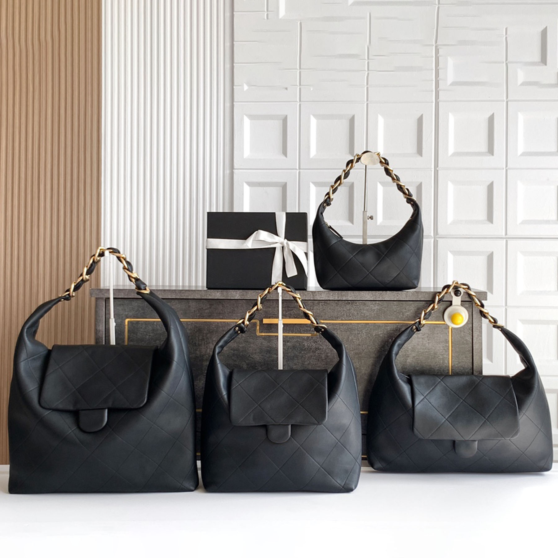 New 10A Maxi Hobo Luxury Designer Shiny Genuine Leather Shoulder Golden Hardware Clutch Bag Credit Card Slot Handbag Fashion Women Casual Shopping Purse