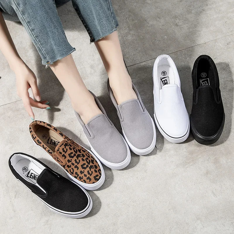 Canvas Driving Shoes Women Vulcanized Canvas Shoes Fashion Flat Sneakers Slip on Womens Loafers Summer Casual Shoe 251023