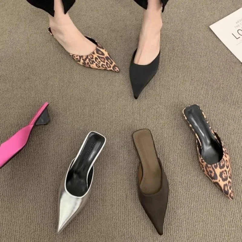 Pointed Toe Women Mules Slipper Fashion Candy Color Ladies Elegant Dress Sandal Square Low Heel Slip on Slides Shoes 251023