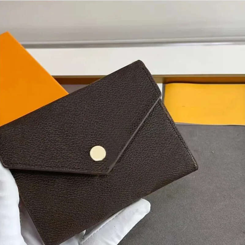 High Quality Designer Woman Wallet Card Holder cash keys Bag Purse With box Embossed patters flowers letters DHgate