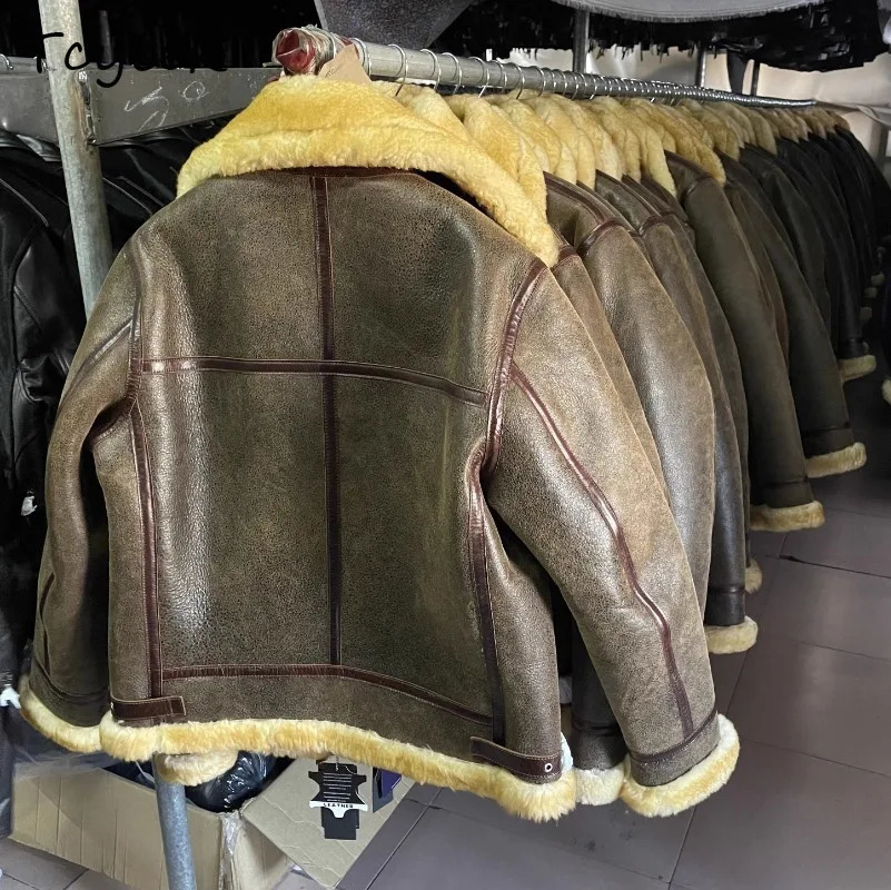 Tcyeek Real Leather Jacket Men Winter Jackets Fashion Genuine Sheepskin Wool Coat Male Slim Fit Short Fur Coats Chic Streetwear 251014