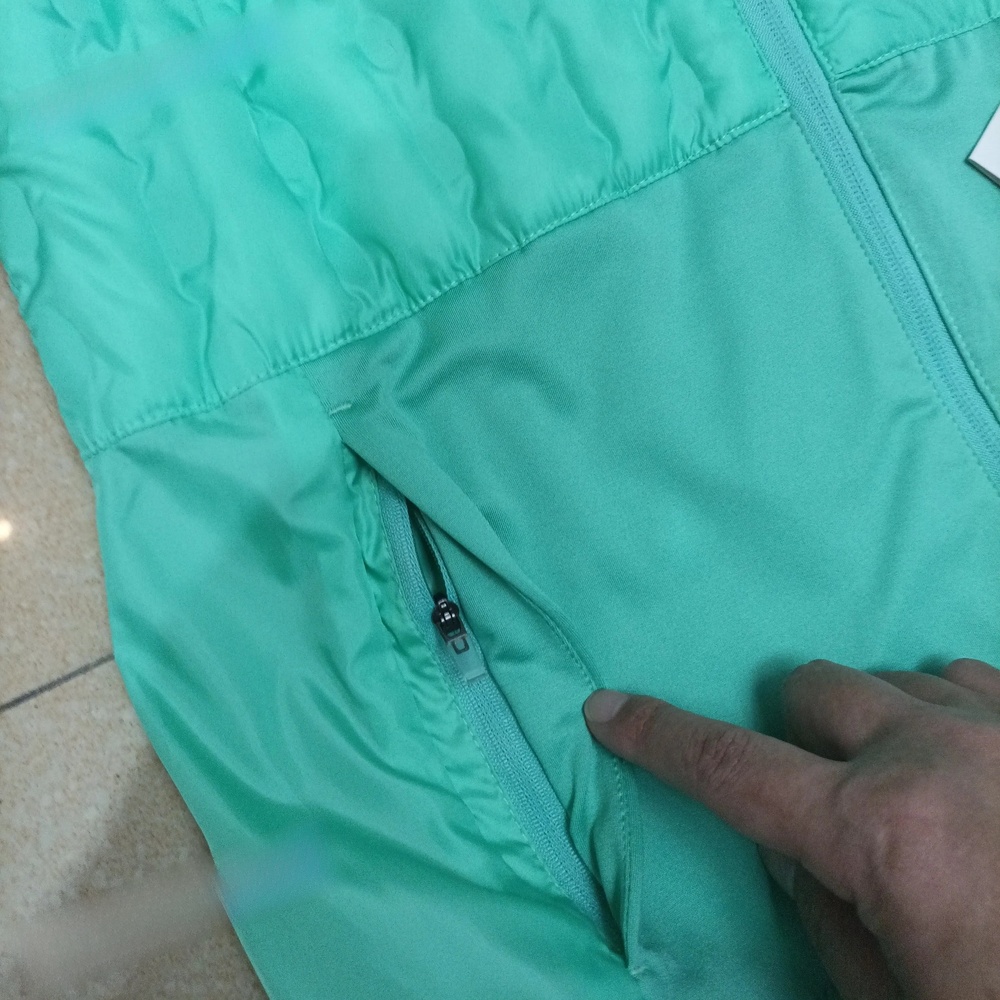 Mens Sports Sleeveless Jackets Vest Designer Warm Gilet Winter Autumn Parka Running Jogger Sport Waistcoat Outdoor Reflective Couples Green Down Puffe