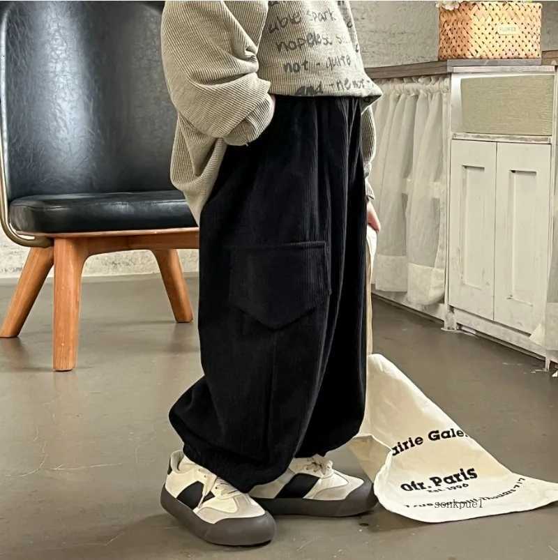 Baby Boys Girls Pants 2024 Cool Boy Plain Baby Overalls Spring and Autumn Kids Bottom Childrens ClothinT251027